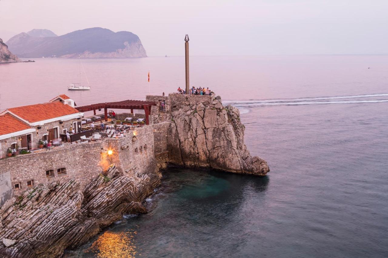 Hotel Ami Budva Petrovac المظهر الخارجي الصورة